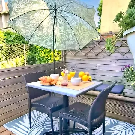Coconing Avec Terrasse A 500 M Du *